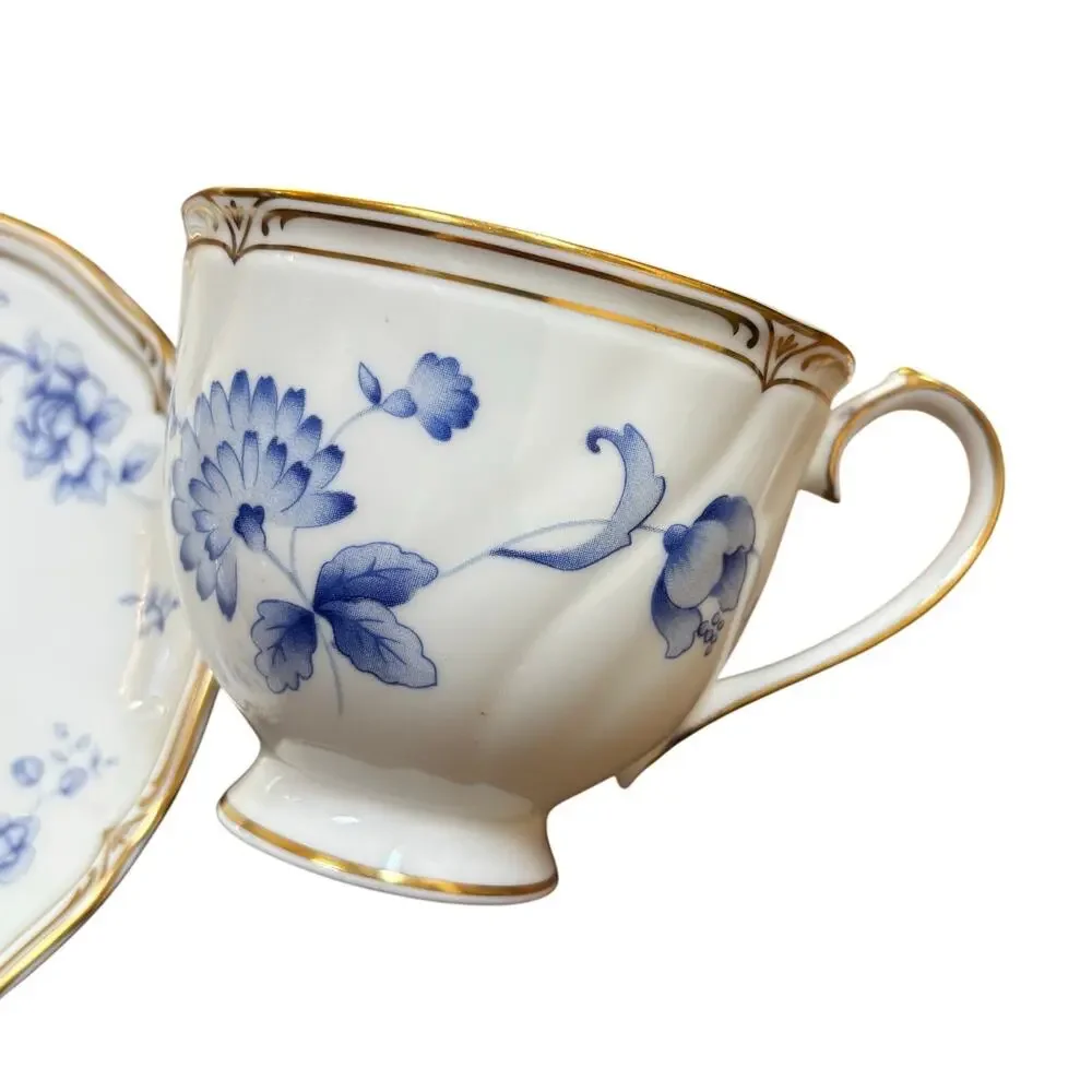 Wedgwood Ashbury footed cup & saucer set porcelain teacup England Porcelain
